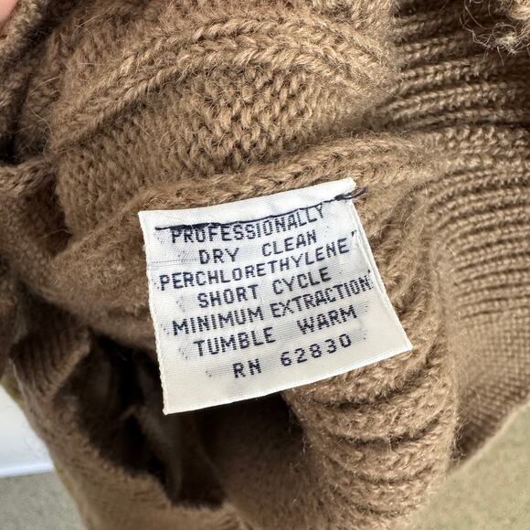 Lands End Drifter Modern Cable V Neck Wool Sweater Vest US Women's L - Picture 4 of 5